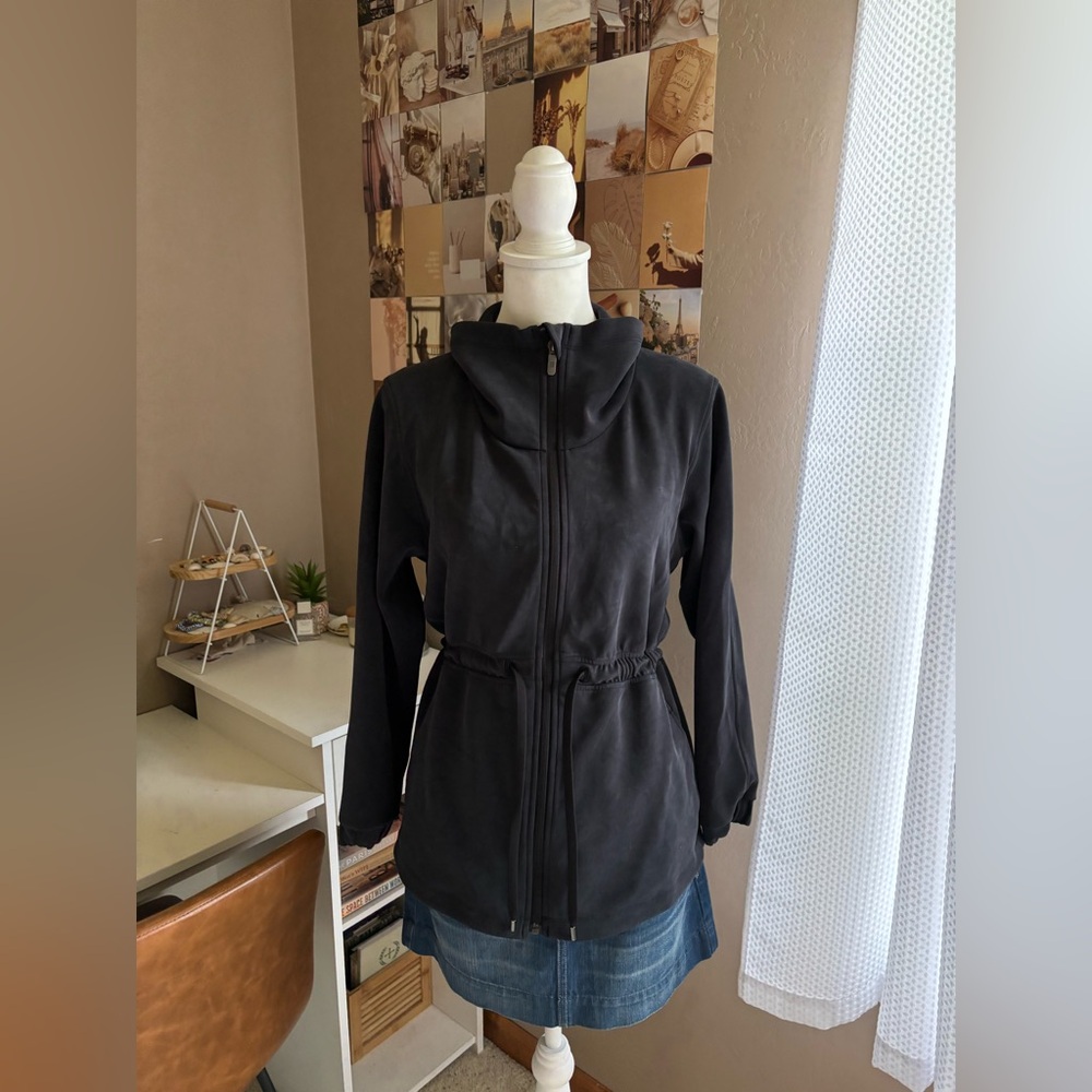 Lululemon Softstreme cinched waist jacket size 2 - Picture 7 of 9